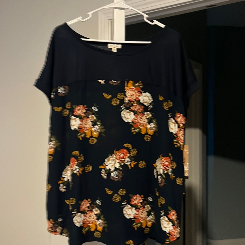 Beautiful Navy dress shirt